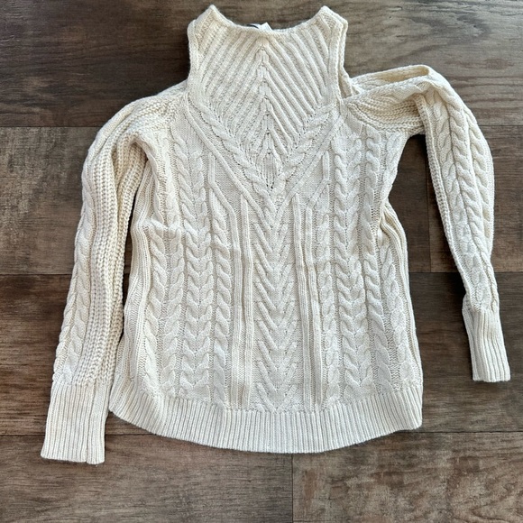 LC Lauren conrad cream cable knit cold shoulder sweater with pearl accents - Picture 3 of 8